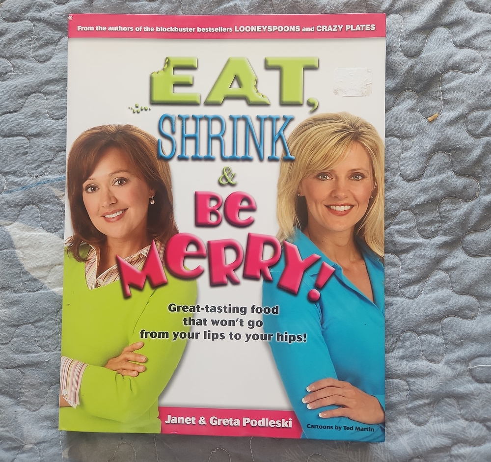 Green and Blue Kitchen Cookbook for Culinary Enthusiasts